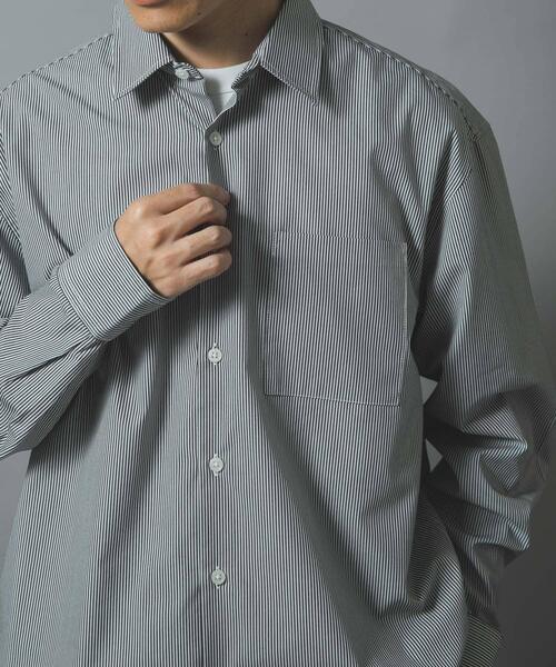 ITEMS URBANRESEARCH(アイテムズ アーバンリサーチ)の「『イージーケア/UVカット』高機能 ストライプレギュラーカラーシャツ(シャツ/ブラウス・メンズ・ブラック/ブルー・LARGE/MEDIUM)」の3枚目の写真