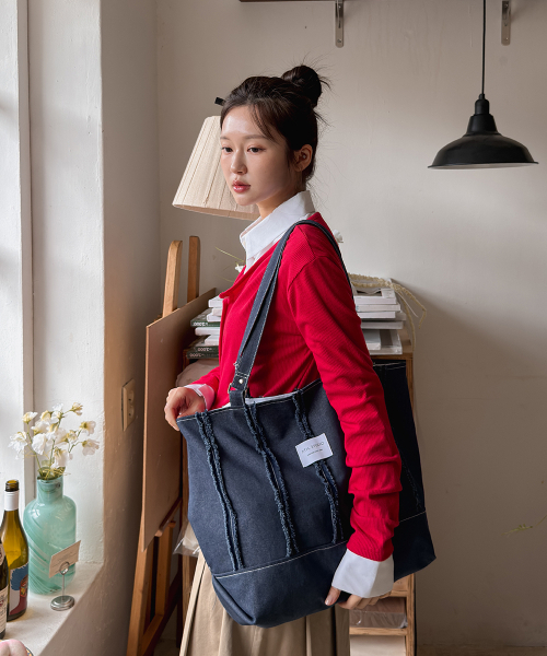 ATIL STUDIO（アチルスタジオ）の「フリンジ ライン ビッグ ボブ ショルダーバッグ _ [サルベージ]（ショルダーバッグ・レディース・その他・FREE）」の14枚目の写真