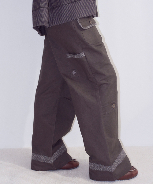 OAFISH(オアフィッシュ)の「フォールディングポケットパンツ(ブラウン)(その他パンツ・レディース・その他・1/2)」の2枚目の写真