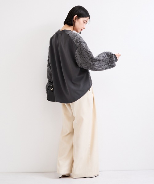 le cercle ADAM ET ROPE'(ルセルクルアダムエロペ)の「バテンレースドッキングカーディガン(カーディガン/ボレロ・レディース・ブラック/グレー/オフホワイト・FREE)」の7枚目の写真