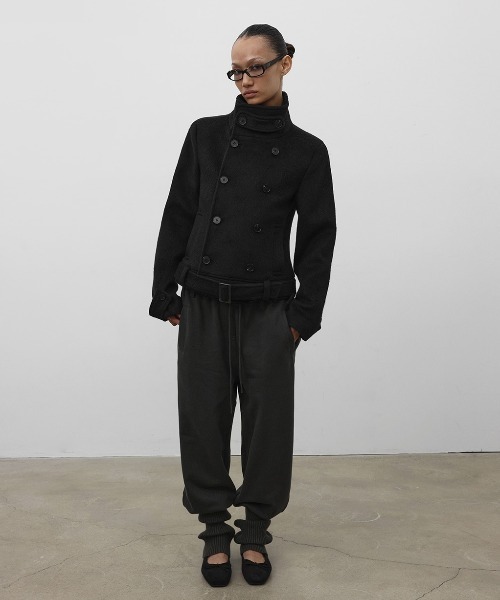 BLACKUP（ブラックアップ）の「[MADE] モルテダブルボタンスリムショートコート（その他アウター・レディース・チャコール/ブラック・MEDIUM/SMALL）」の3枚目の写真