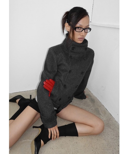 BLACKUP（ブラックアップ）の「[MADE] モルテダブルボタンスリムショートコート（その他アウター・レディース・チャコール/ブラック・MEDIUM/SMALL）」の22枚目の写真