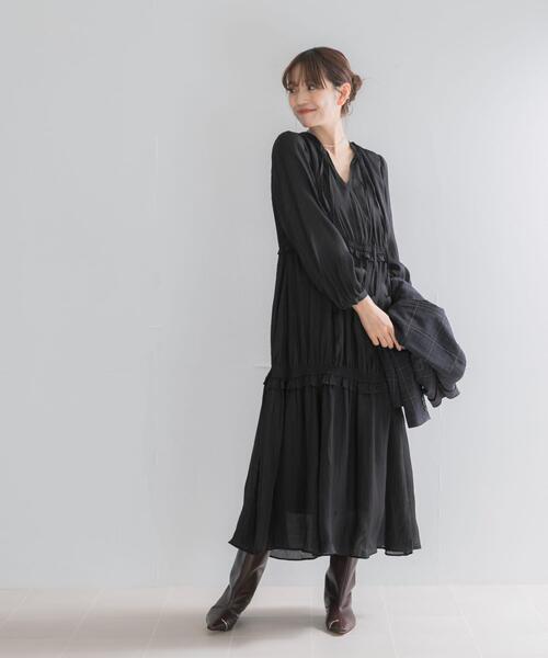 URBAN RESEARCH ROSSO WOMEN(アーバンリサーチ ロッソ)の「ボリュームギャザーロングワンピース(ワンピース・レディース・ブラック/ブラウン・FREE)」の1枚目の写真
