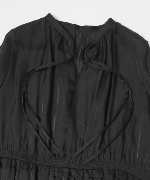 URBAN RESEARCH ROSSO WOMEN(アーバンリサーチ ロッソ)の「ボリュームギャザーロングワンピース(ワンピース・レディース・ブラック/ブラウン・FREE)」の21枚目の写真