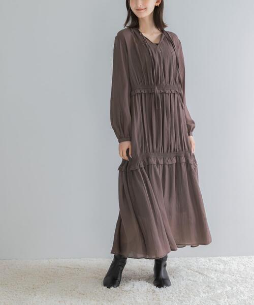 URBAN RESEARCH ROSSO WOMEN(アーバンリサーチ ロッソ)の「ボリュームギャザーロングワンピース(ワンピース・レディース・ブラック/ブラウン・FREE)」の15枚目の写真