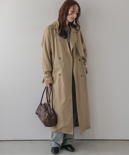 AMELY(エミリー)の「バックプリーツ/トレンチコート/ロング丈(トレンチコート・レディース・ブルーグリーン/ベージュ・フリー)」の3枚目の写真