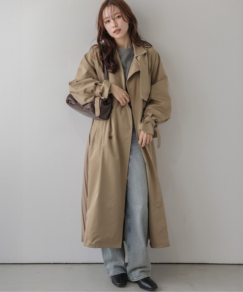 AMELY(エミリー)の「バックプリーツ/トレンチコート/ロング丈(トレンチコート・レディース・ブルーグリーン/ベージュ・フリー)」の7枚目の写真