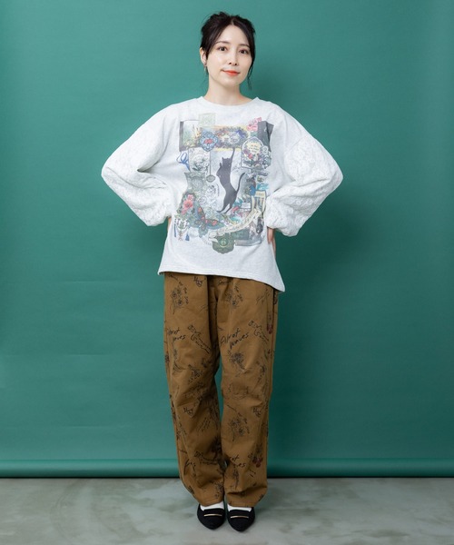 iS ScoLar(イズスカラー)の「563229:黒猫コラージュ柄 袖レース重ねプルオーバー(Tシャツ/カットソー・レディース・オートミール/チャコールグレー/ブラウン・M)」の4枚目の写真
