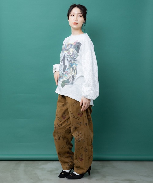 iS ScoLar(イズスカラー)の「563229:黒猫コラージュ柄 袖レース重ねプルオーバー(Tシャツ/カットソー・レディース・オートミール/チャコールグレー/ブラウン・M)」の7枚目の写真