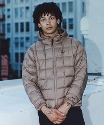 HUF（ハフ）の「huf X TAION SIERRA FEATHER LIGHT HOODED JACKET（ダウンジャケット/コート）」