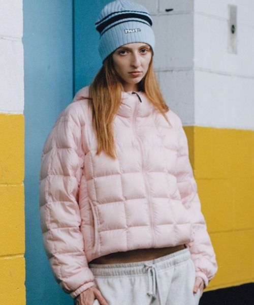 HUF(ハフ)の「huf X TAION SIERRA FEATHER LIGHT HOODED JACKET(ダウンジャケット/コート・メンズ・ブラック/ピンク/ブラウン/ライトブルー・L/XL/XXL/S/M)」の1枚目の写真