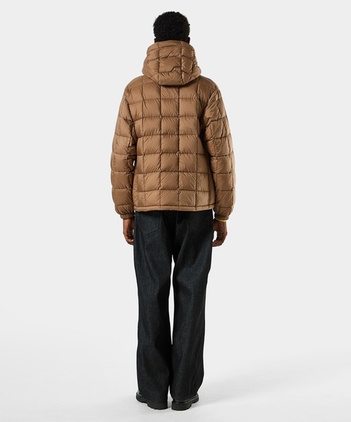 HUF(ハフ)の「huf X TAION SIERRA FEATHER LIGHT HOODED JACKET(ダウンジャケット/コート・メンズ・ブラック/ピンク/ブラウン/ライトブルー・L/XL/XXL/S/M)」の18枚目の写真
