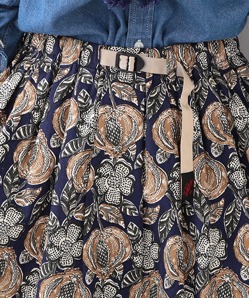 Gramicci（グラミチ）の「GRAMICCI / プリント フレア スカート（スカート・レディース・レッド/ネイビー・ONE SIZE）」の22枚目の写真