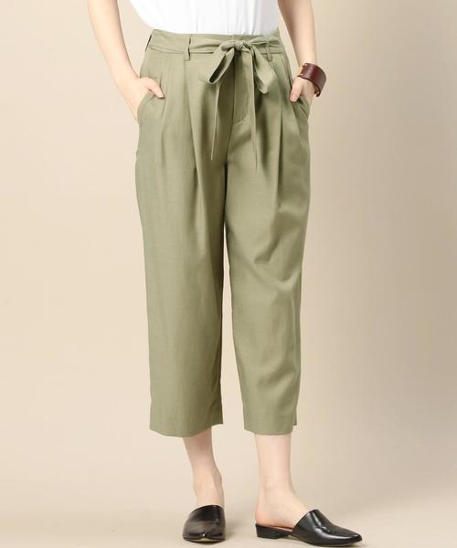 BEAUTY&YOUTH UNITED ARROWS（ビューティーアンドユースユナイテッドアローズ）の「BY ツイルテーパード8分丈パンツ/ガウチョ◆（その他パンツ・レディース・ブラック/オリーブ/ライトブルー・MEDIUM/SMALL）」の2枚目の写真