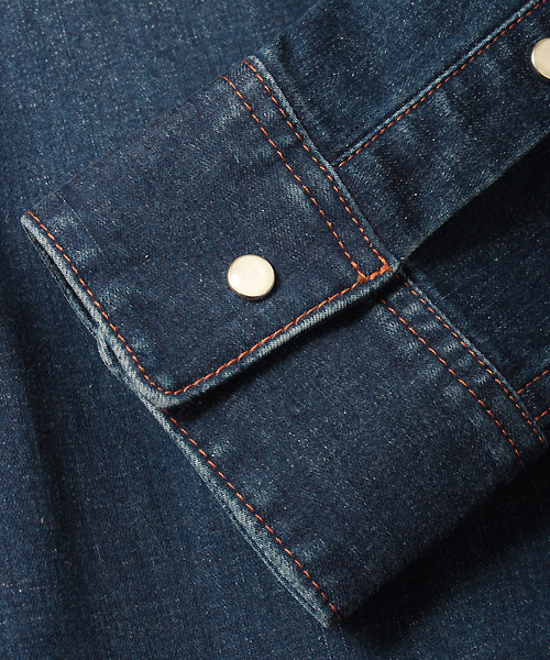 ESSENTIAL GARMENT MEN'S BIGI（エッセンシャルガーメントメンズビギ）の「【2016-17 A/W新作】ストレッチデニムシャツ/インディゴ（シャツ/ブラウス・メンズ・インディゴブルー・M/L/S）」の7枚目の写真