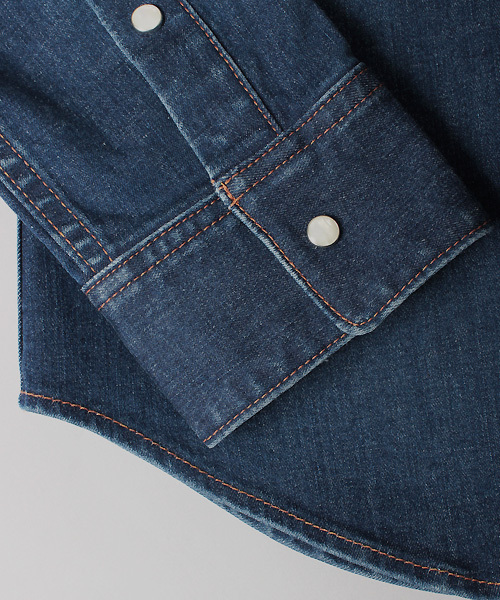 ESSENTIAL GARMENT MEN'S BIGI（エッセンシャルガーメントメンズビギ）の「【2016-17 A/W新作】ストレッチデニムシャツ/インディゴ（シャツ/ブラウス・メンズ・インディゴブルー・M/L/S）」の8枚目の写真