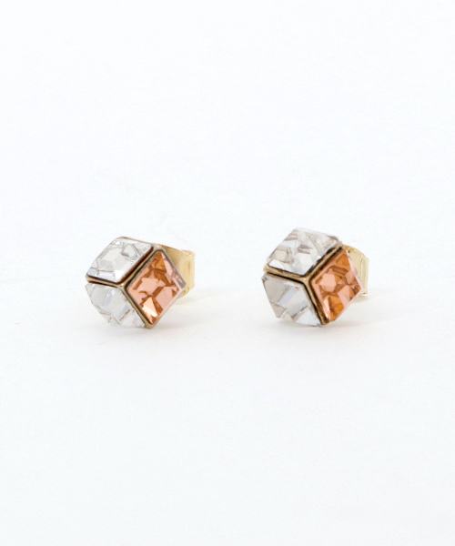 PLAIN CLOTHING（プレーンクロージング）の「ラインストーンピアス【PLAIN CLOTHING】（ピアス（両耳用）・レディース・ブラック/パープル/ブルー/クリア/ピンク・FREE）」の9枚目の写真