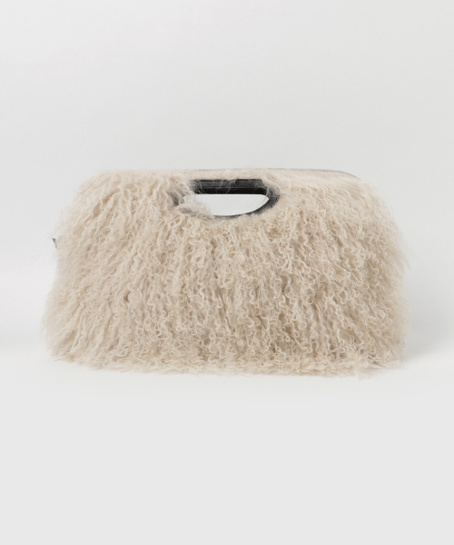 PELLICO（ペリーコ）の「PELLICO / ANELLI REVERSE TIBET LAMB FUR（クラッチバッグ・レディース・ホワイト/ブラック・FREE）」の9枚目の写真