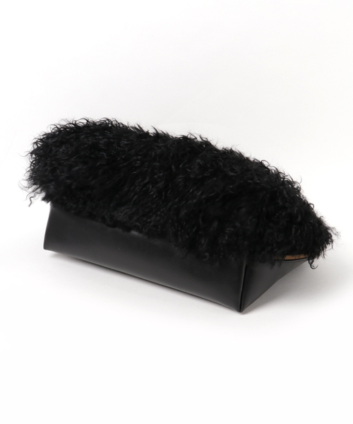 PELLICO（ペリーコ）の「PELLICO / ANELLI REVERSE TIBET LAMB FUR（クラッチバッグ・レディース・ホワイト/ブラック・FREE）」の3枚目の写真