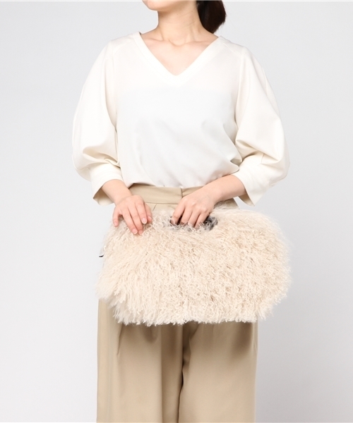PELLICO（ペリーコ）の「PELLICO / ANELLI REVERSE TIBET LAMB FUR（クラッチバッグ・レディース・ホワイト/ブラック・FREE）」の7枚目の写真