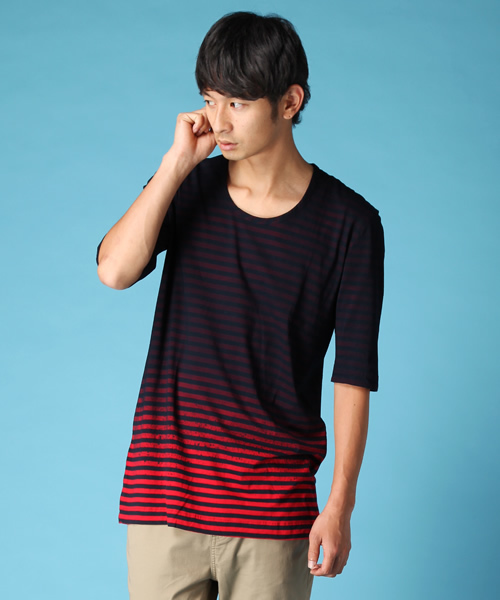 MIDWEST（ミッドウエスト）の「DIET BUTCHER SLIM SKIN×MIDWEST　別注グラデーションＴシャツ（Tシャツ/カットソー・メンズ・ブルー/ブラウン/レッド・FREE）」の3枚目の写真