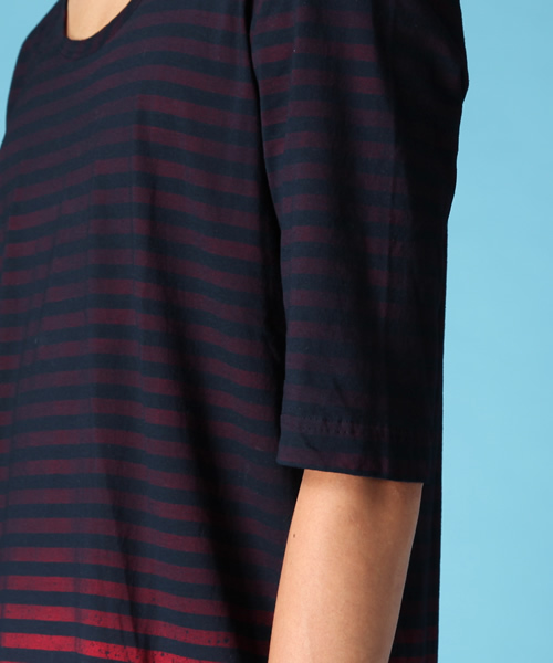 MIDWEST（ミッドウエスト）の「DIET BUTCHER SLIM SKIN×MIDWEST　別注グラデーションＴシャツ（Tシャツ/カットソー・メンズ・ブルー/ブラウン/レッド・FREE）」の7枚目の写真