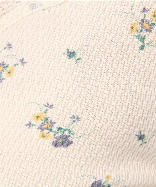 PAGEBOY（ページボーイ）の「VネックレースTシャツ（Tシャツ/カットソー・レディース・ホワイト/ブラック/ブラウン/ベビーピンク・FREE）」の9枚目の写真