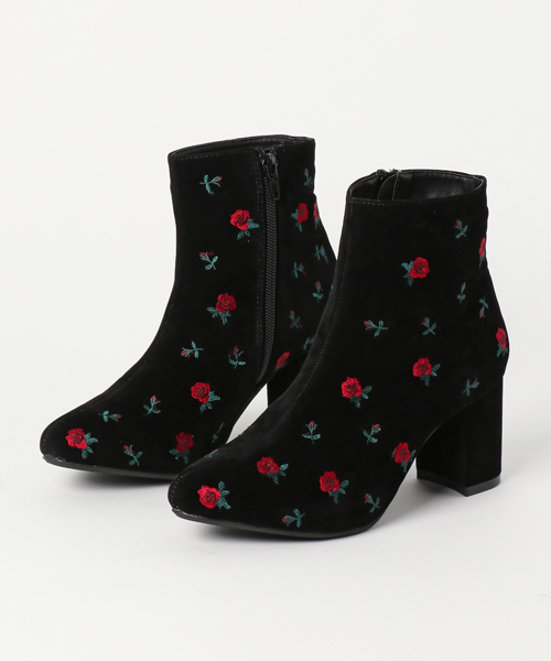 KOBE LETTUCE(コウベレタス)の「内側Zip☆太ヒールショートブーツ(ブーツ・レディース・グレー/ブラック/ワイン/ブラック系その他/ベージュ系その他・LL/L/M/S)」の3枚目の写真