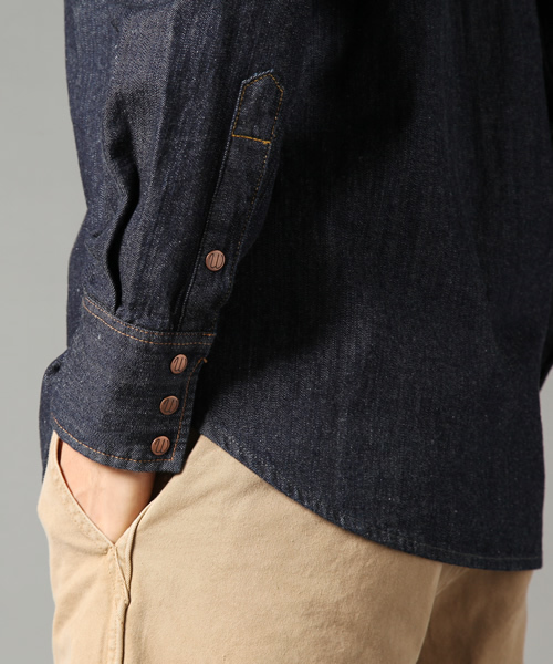 AMERICAN RAG CIE（アメリカンラグシー）の「○WRANGLER×AMERICAN RAG CIE / 107-WRA-WESTERNSHIRT OW（シャツ/ブラウス・メンズ・インディゴブルー・SMALL/MEDIUM/LARGE）」の5枚目の写真
