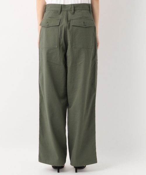 A part by（アパートバイ）の「CLミリタリーパンツ 778722（その他パンツ・レディース・グリーン/グリーン系その他/ベージュ/オフホワイト・MEDIUM/LARGE）」の7枚目の写真