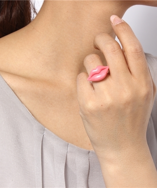 Ray BEAMS（レイビームス）の「Musubi / 投げキッス リング（リング・レディース・ピンク/レッド/イエロー/ブルー系その他・11号）」の7枚目の写真