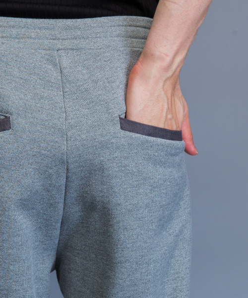 5351 POUR LES HOMMES(ゴーサンゴーイチプールオム)の「ヴィンテージ裏毛トラックパンツ(その他パンツ・メンズ・ブラック/グレー・44/46/48)」の8枚目の写真