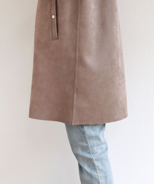 andme（アンドミー）の「フェイクスエードノーカラーロングコート（ノーカラーコート・レディース・ブラック/グレー系その他/チャコールグレー・M/L）」の9枚目の写真