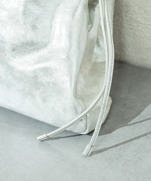 mystic（ミスティック）の「ROROLレザー巾着トート/トートバッグ/巾着バッグ/バック/通勤/通学（トートバッグ・レディース・シルバー/ゴールド/ブラック/アンティークゴールド・FREE）」の14枚目の写真