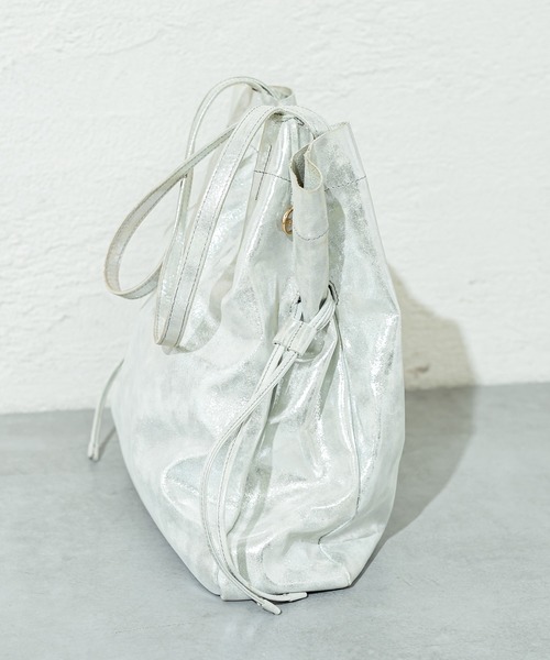 mystic（ミスティック）の「ROROLレザー巾着トート/トートバッグ/巾着バッグ/バック/通勤/通学（トートバッグ・レディース・シルバー/ゴールド/ブラック/アンティークゴールド・FREE）」の15枚目の写真