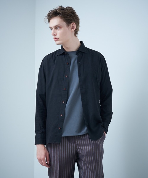 ABAHOUSE（アバハウス）の「フレンチリネンワイドカラーシャツ（シャツ/ブラウス・メンズ・ホワイト/ラベンダー/イエロー/グリーン/ネイビー/ダークオレンジ/ベージュ/サックスブルー/ブルー/ブラック/ブラウン・44/46/48/50）」の3枚目の写真