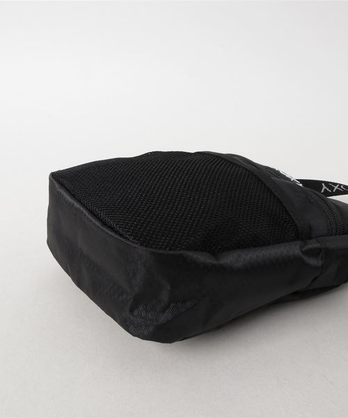 ROXY（ロキシー）の「ショルダー バッグ ROXY  JUST FOR FUN（ショルダーバッグ・レディース・ブラック/レッド/ブルー・FREE）」の5枚目の写真