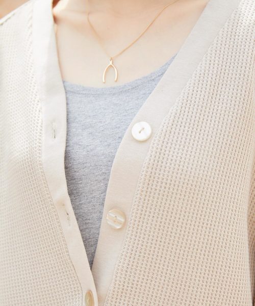 Chaco closet(チャコ クローゼット)の「ボリューム ワッフルカーディガン(カーディガン/ボレロ・レディース・ブラック/ベージュ/オフホワイト/杢グレー/バイオレット・FREE)」の14枚目の写真