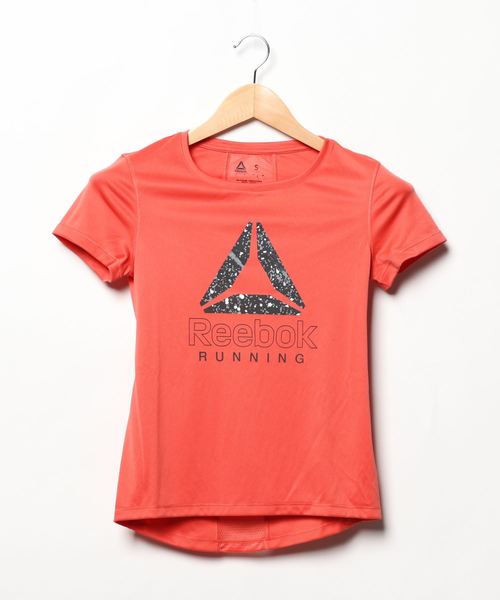 Reebok(リーボック)の「ランニング エッセンシャルズ グラフィック Tシャツ / Running Essentials Graphic Tee(Tシャツ/カットソー・レディース・ブラック/ホワイト/コーラル・LARGE/MEDIUM/X-LARGE/SMALL/XX-LARGE/X-SMALL/XX-SMALL/XXX-LARGE)」の6枚目の写真