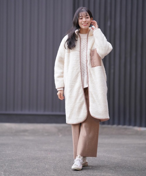 rps（アールピーエス）の「ケーブルニットベスト（ベスト・レディース・ベージュ/オフホワイト/モカ/ライトベージュ/グレイッシュベージュ・M）」の7枚目の写真