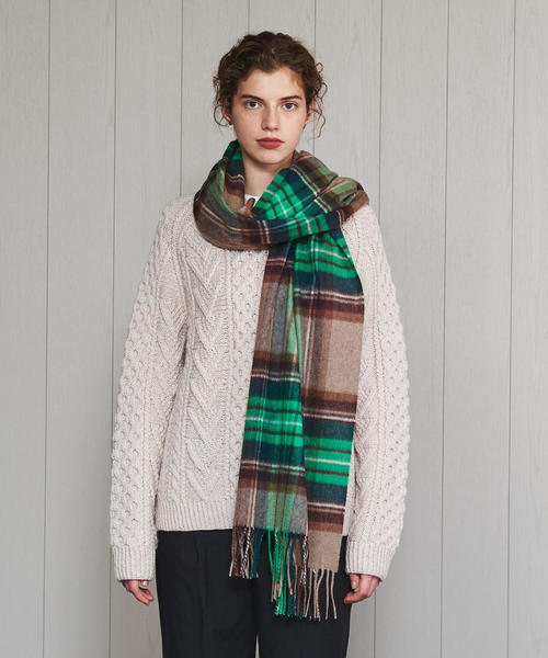 Johnstons of Elgin（ジョンストンズオブエルガン）の「＜JOHNSTONS＞CASHMERE CHECK STOLE/ストール