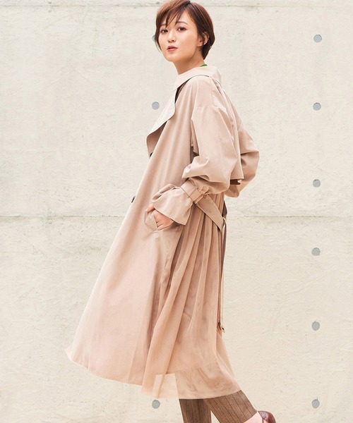 Monocoro toppi（モノコロトッピ）の「バックチュール トレンチコート（トレンチコート・レディース・ベージュ/ブルー/ラベンダー/ライトベージュ/ピンク系その他・M）」の2枚目の写真