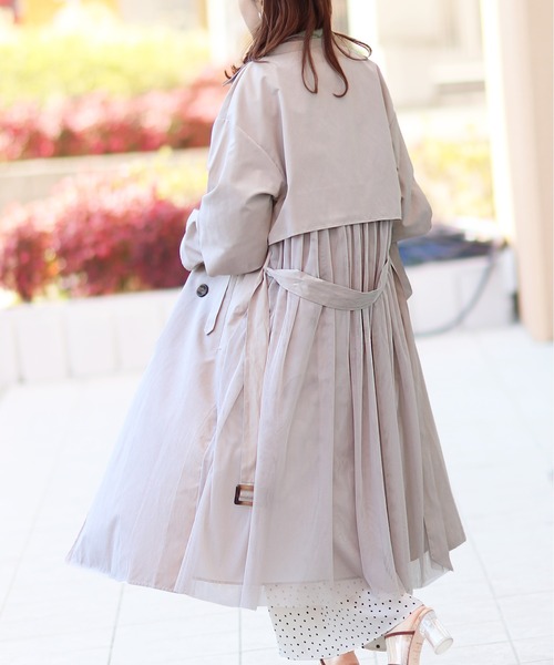 Monocoro toppi（モノコロトッピ）の「バックチュール トレンチコート（トレンチコート・レディース・ベージュ/ブルー/ラベンダー/ライトベージュ/ピンク系その他・M）」の5枚目の写真