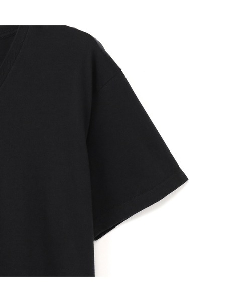 HANES（ヘインズ）の「【HANES】「Japan Fit」 VネックTシャツ白黒2枚組（Tシャツ/カットソー・メンズ・ブラック×ホワイト・S/L/M/XL）」の3枚目の写真