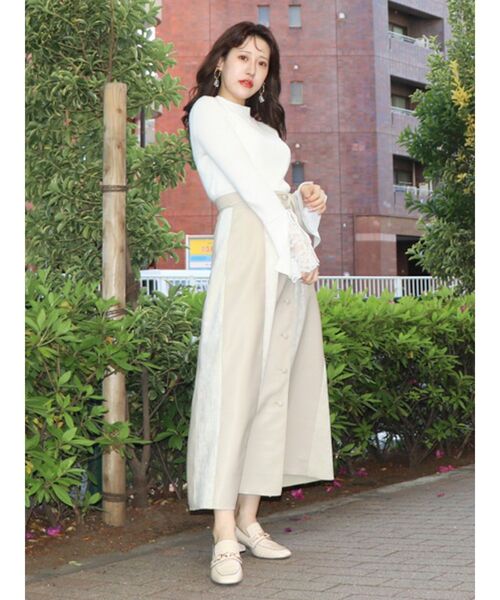 dazzlin(ダズリン)の「ヘムレースフレアニットトップス(ニット/セーター・レディース・ブラウン/オフホワイト/その他1/ブラック/ピンク/ベージュ・FREE)」の7枚目の写真