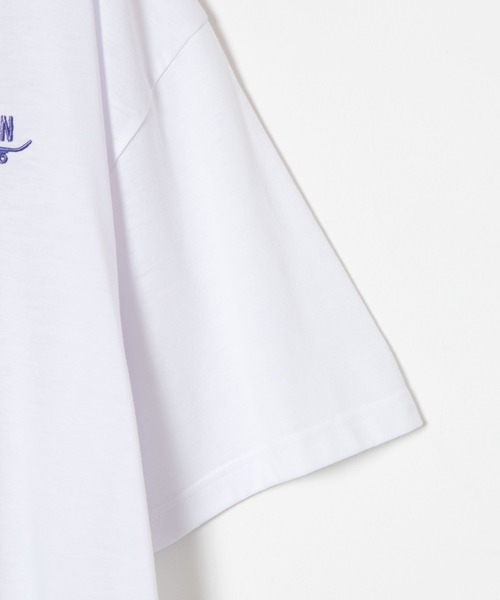 WEGO（ウィゴー）の「WEGO/レトロロゴ刺繍5分袖ビッグシルエットTシャツ（Tシャツ/カットソー・メンズ・ベージュ/ホワイト系その他/ブラック/ホワイト・LARGE/MEDIUM）」の10枚目の写真