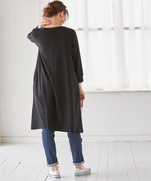 BELLUNA PLUS（ベルーナ）の「ジャカード素材フレアーワンピース（ワンピース・レディース・ターコイズブルー/カーキ/ブラック/テラコッタ/ベージュ/ブルーグレー/パープル系その他/パープル・MEDIUM/LARGE/X-LARGE）」の14枚目の写真