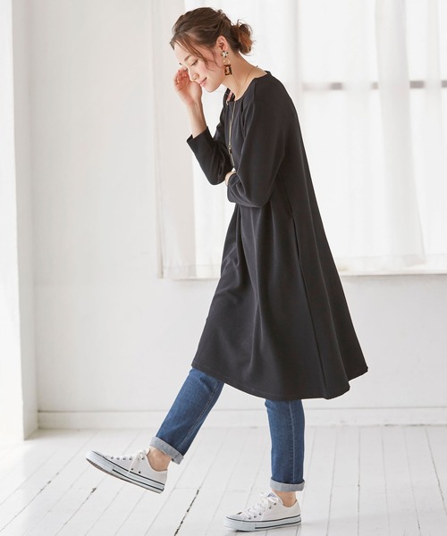 BELLUNA PLUS（ベルーナ）の「ジャカード素材フレアーワンピース（ワンピース・レディース・ターコイズブルー/カーキ/ブラック/テラコッタ/ベージュ/ブルーグレー/パープル系その他/パープル・MEDIUM/LARGE/X-LARGE）」の13枚目の写真