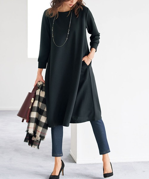 BELLUNA PLUS（ベルーナ）の「ジャカード素材フレアーワンピース（ワンピース・レディース・ターコイズブルー/カーキ/ブラック/テラコッタ/ベージュ/ブルーグレー/パープル系その他/パープル・MEDIUM/LARGE/X-LARGE）」の21枚目の写真