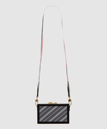 レア　トムブラウン　　トランク　ショルダーストラップ付きバッグ THOM BROWNE（トムブラウン）の「MINI TRUNK CLUTCH W/ LEATHER